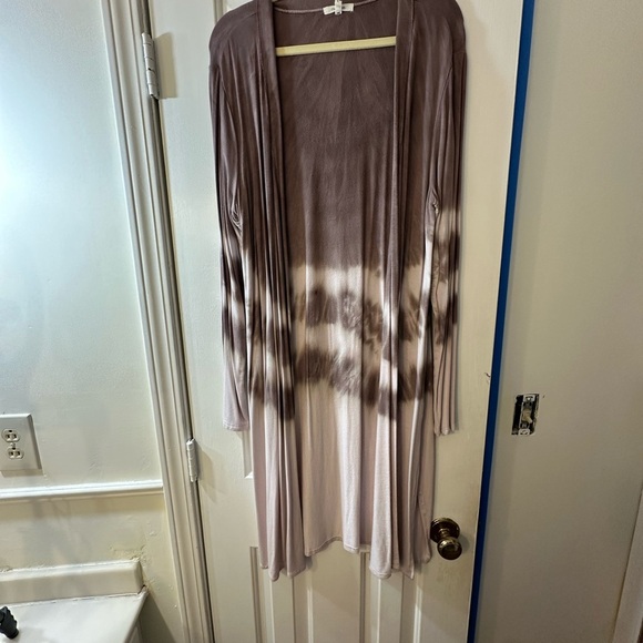 Maurices Mauve and Cream Tie-Dye Cardigan - Picture 2 of 6